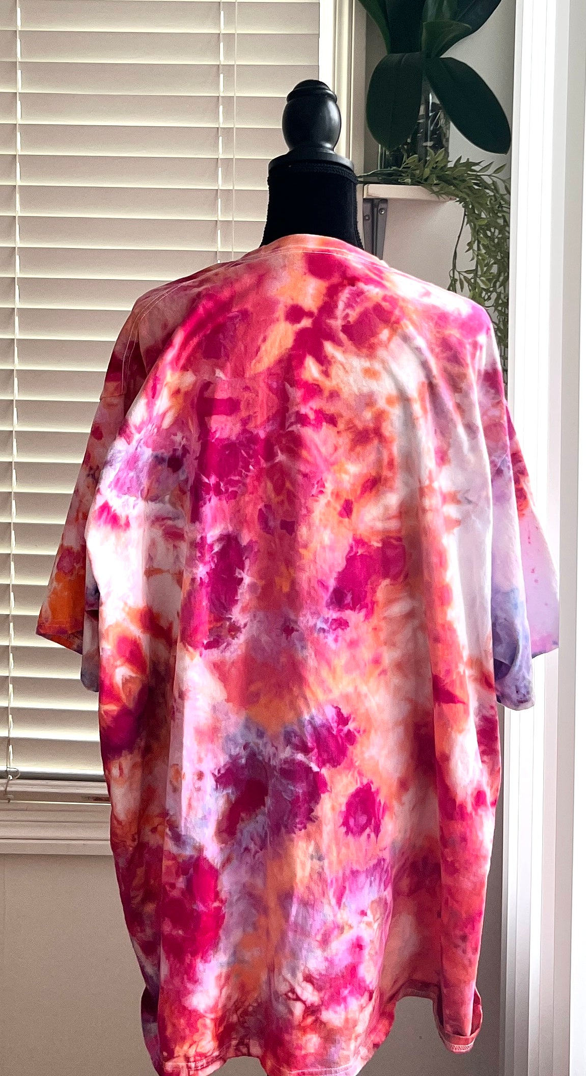 SIZE 5XL - PEACHY PINK TIE DYE T-SHIRT
