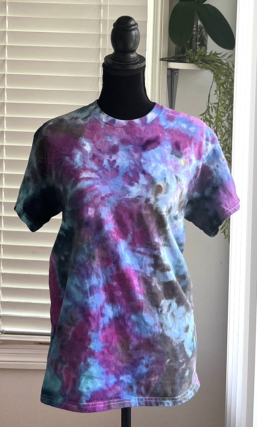 SIZE MEDIUM - TEALY PURPLE TIE DYE T-SHIRT