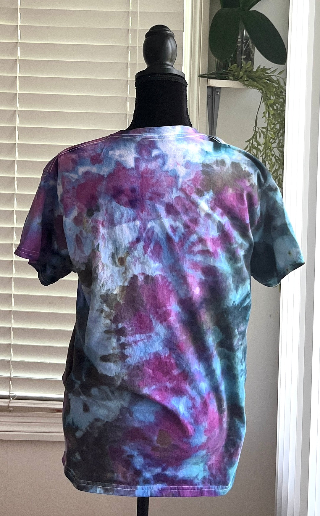 SIZE MEDIUM - TEALY PURPLE TIE DYE T-SHIRT