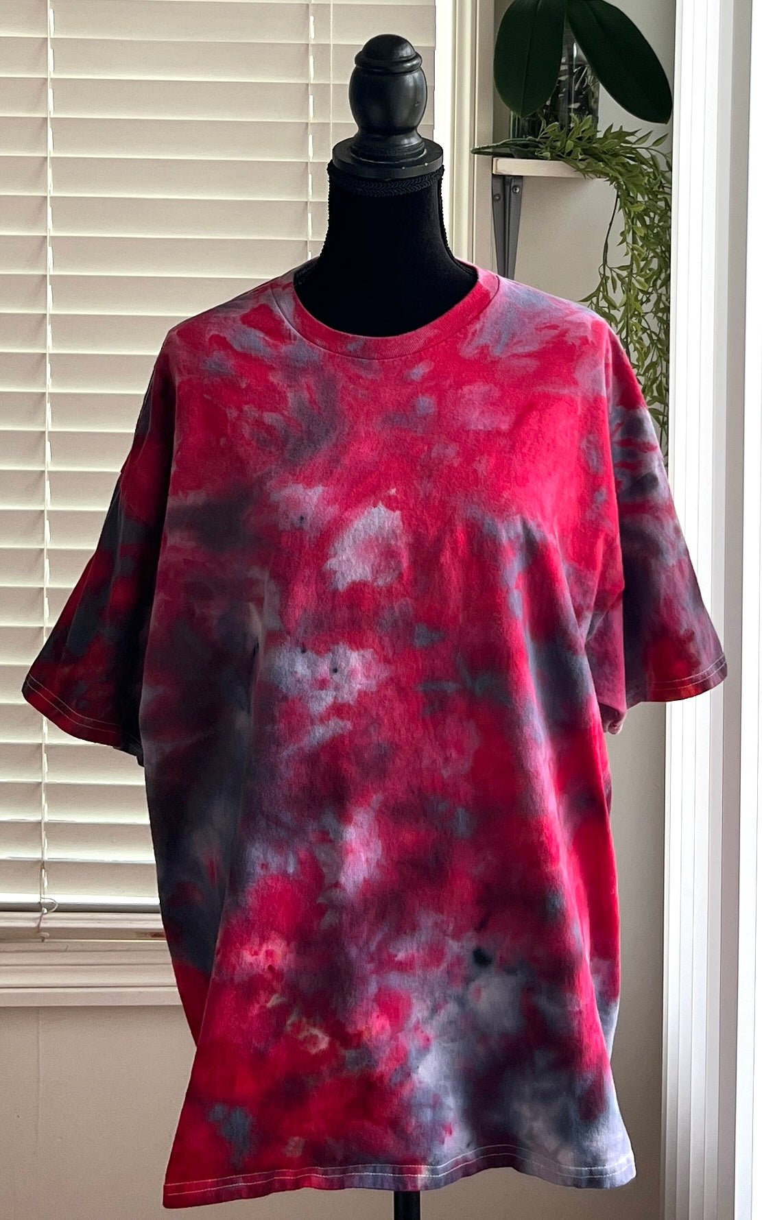 SIZE 2XL - DARK ROSE TIE DYE T-SHIRT