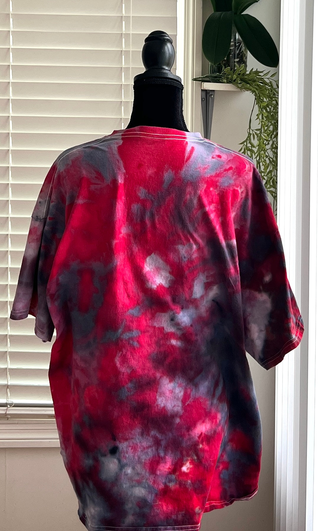 SIZE 2XL - DARK ROSE TIE DYE T-SHIRT