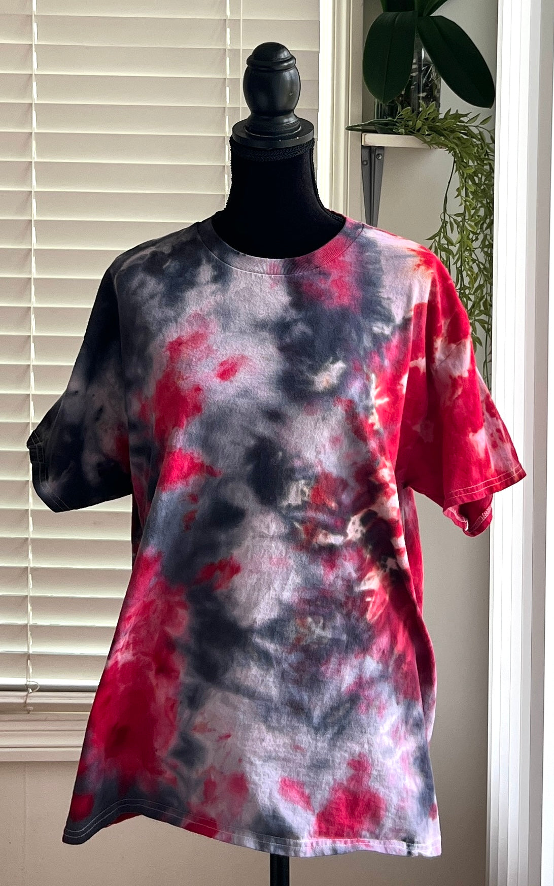 SIZE XL - DARK ROSE TIE DYE T-SHIRT