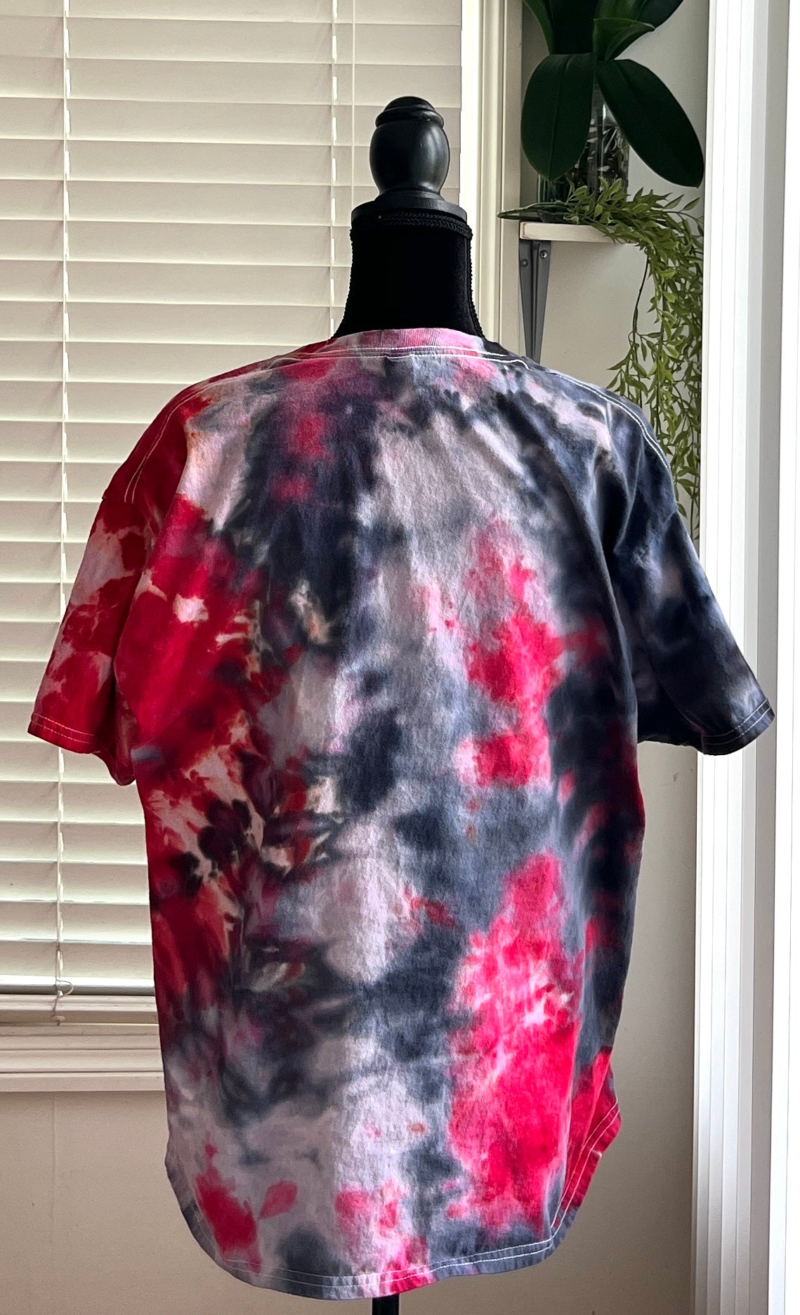 SIZE XL - DARK ROSE TIE DYE T-SHIRT