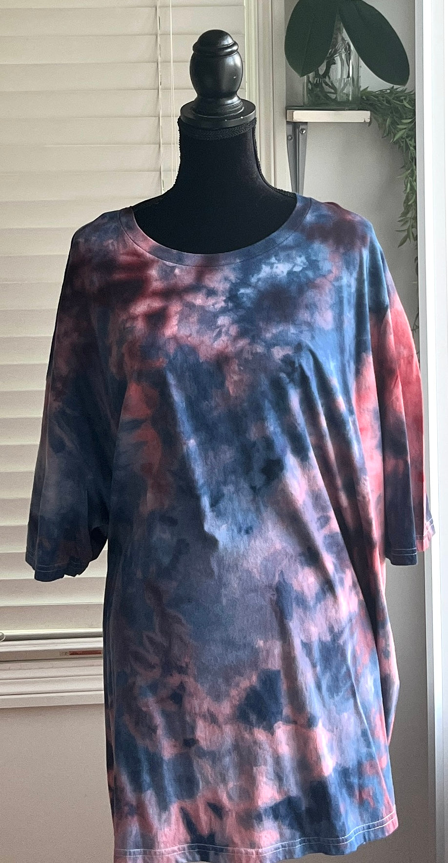 SIZE 4X-LARGE - EXPLOSIVE TIE DYE T-SHIRT