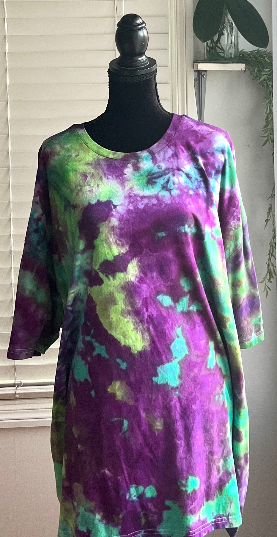 SIZE 4X-LARGE - JUICY BEETLE TIE DYE T-SHIRT