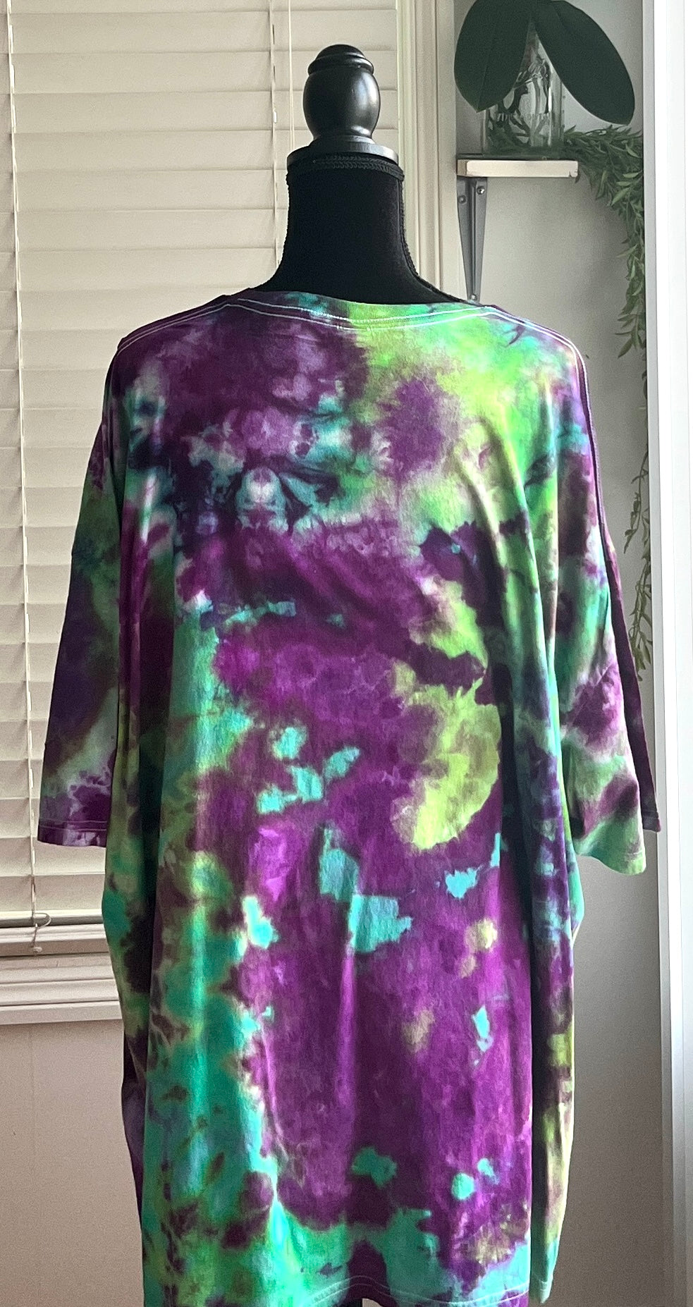 SIZE 4X-LARGE - JUICY BEETLE TIE DYE T-SHIRT