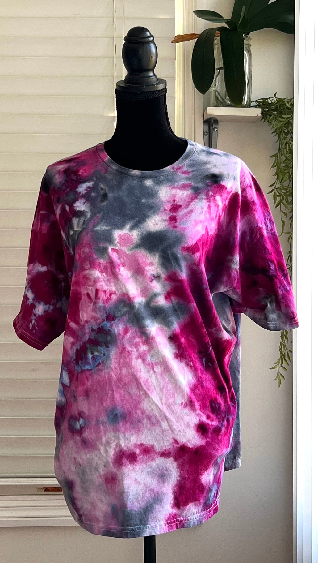 SIZE X-LARGE - STORMY PETALS TIE DYE