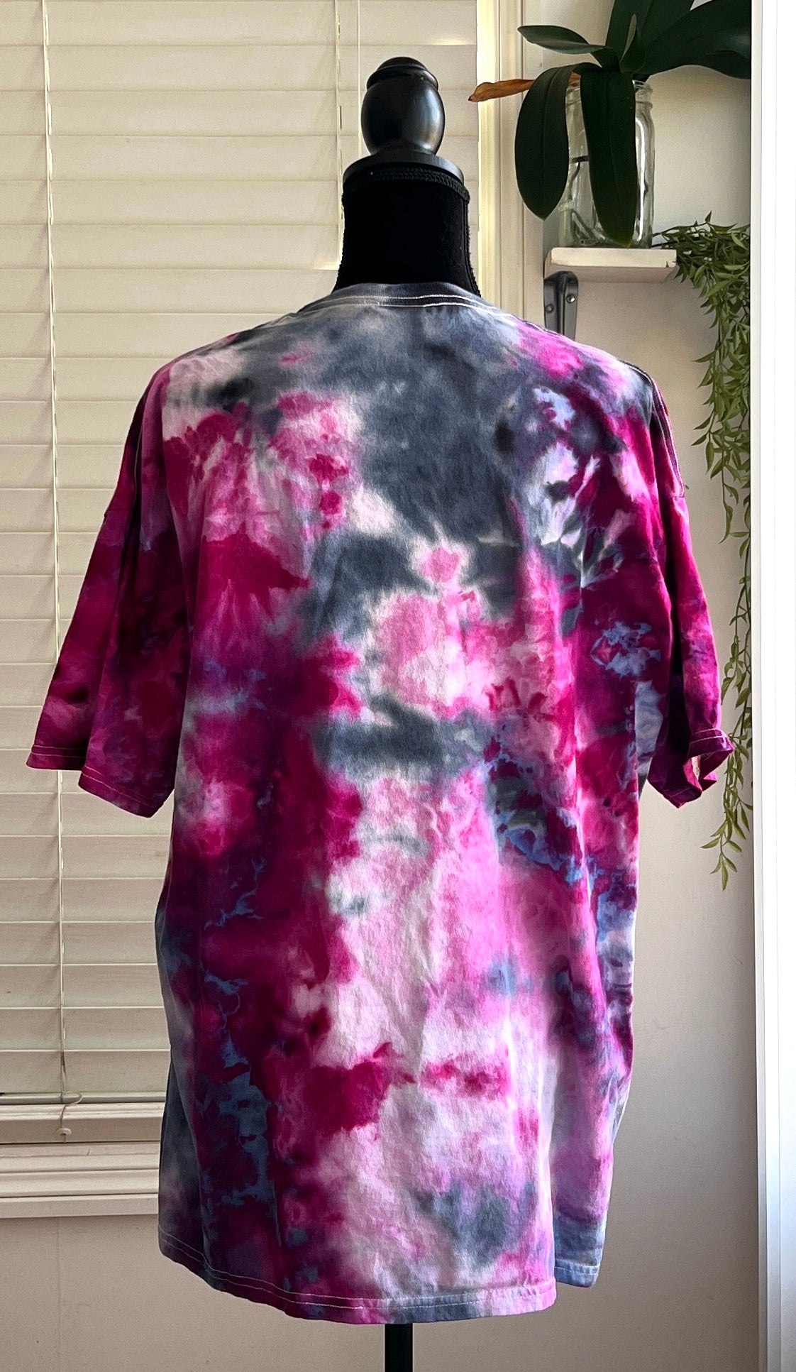 SIZE X-LARGE - STORMY PETALS TIE DYE