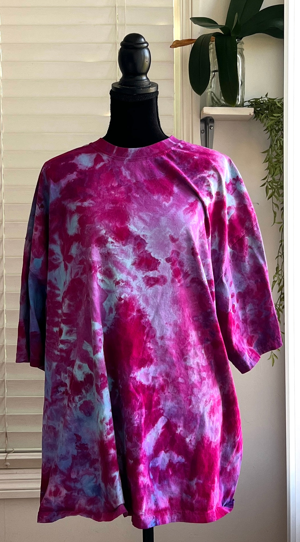 SIZE 4X-LARGE - BERRY WATER TIE DYE
