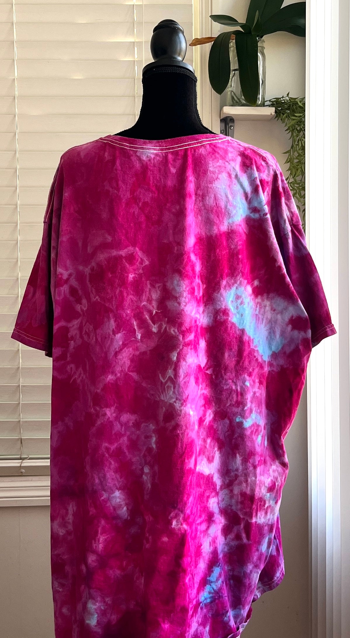 SIZE 5X-LARGE - BERRY WATER TIE DYE
